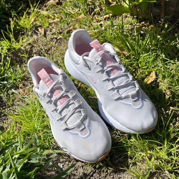 - NIKE React Escape Run Vast Grey/Pink Glaze Running shoes womens size 8 - Picture 13 of 14